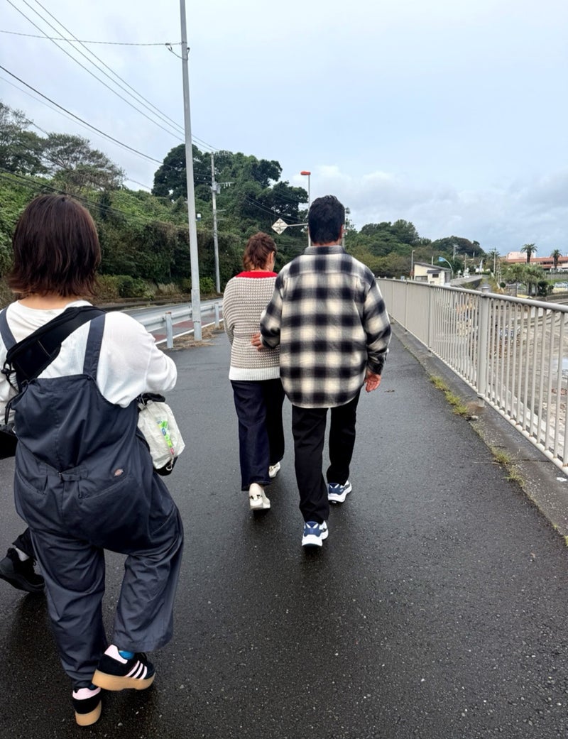 北斗晶 歩行を補助してくれる夫の画像