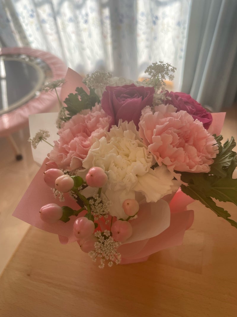 生徒の歌で涙が止まらない謝恩会の画像