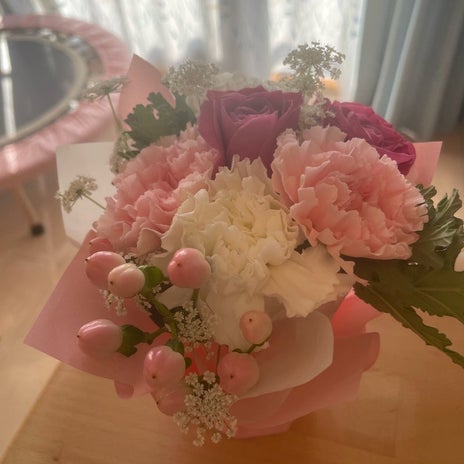 生徒の歌で涙が止まらない謝恩会の画像