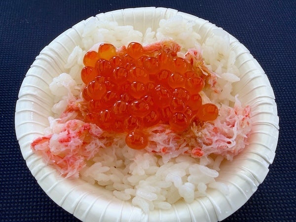 バックステージで戴いたウマイモノの画像
