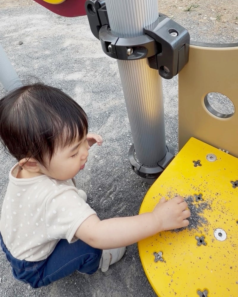 古村比呂 天使ちゃんと公園デートの画像