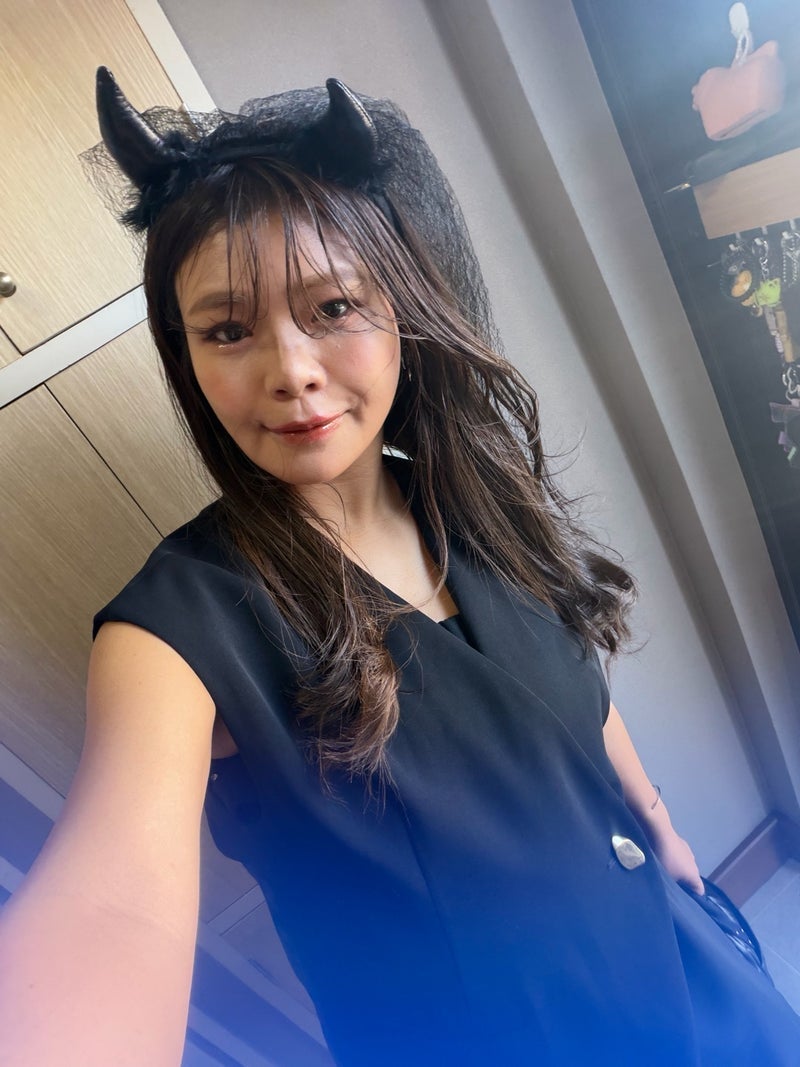 クロ 結婚式にも着られるセットアップの画像