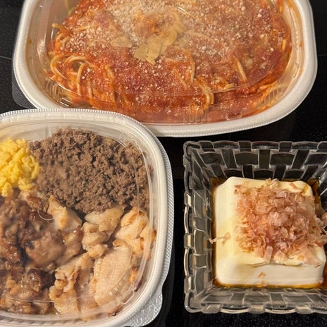 だいた 晩ご飯がまたコンビニ品の画像