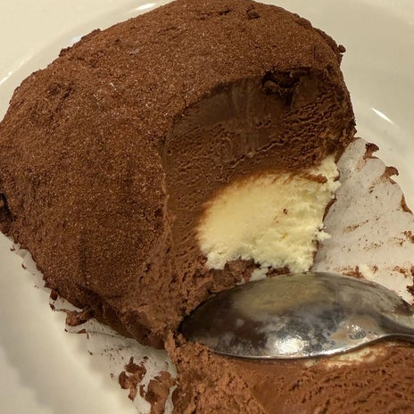 濃厚で美味しいトリフアイスクリームの画像