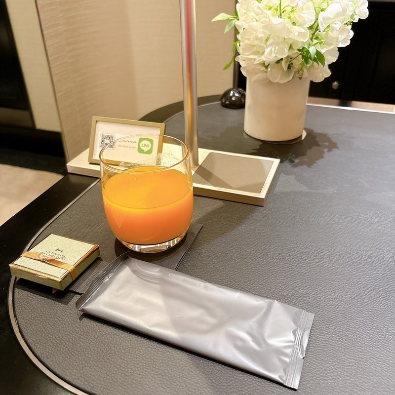 ヴァンクリの立ったままの上から接客の画像