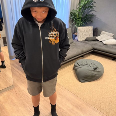 小原正子 長男が嬉しそうに着た服の画像