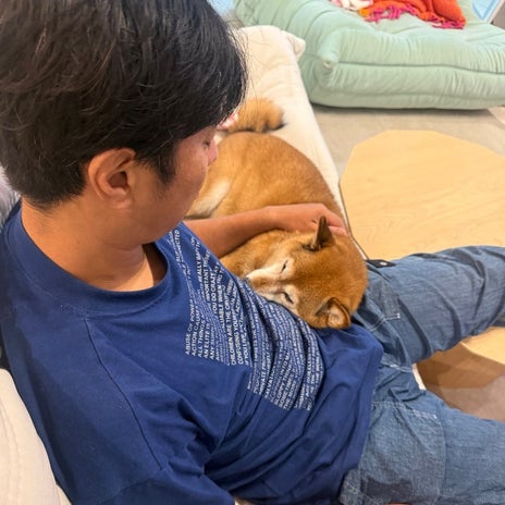 パパを喜ばせるたまらない無償の愛の画像