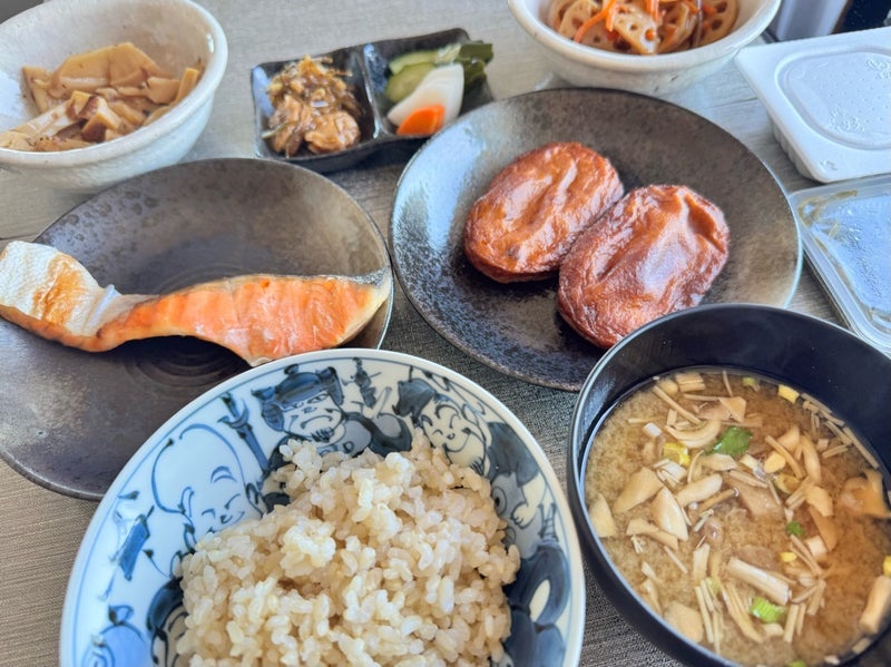 薬丸裕英 品数豊富な妻の朝食の画像