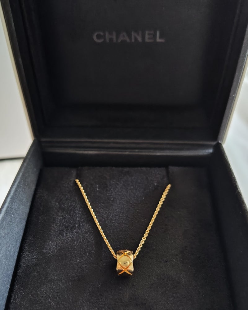 CHANELの本当に万能なネックレスの画像