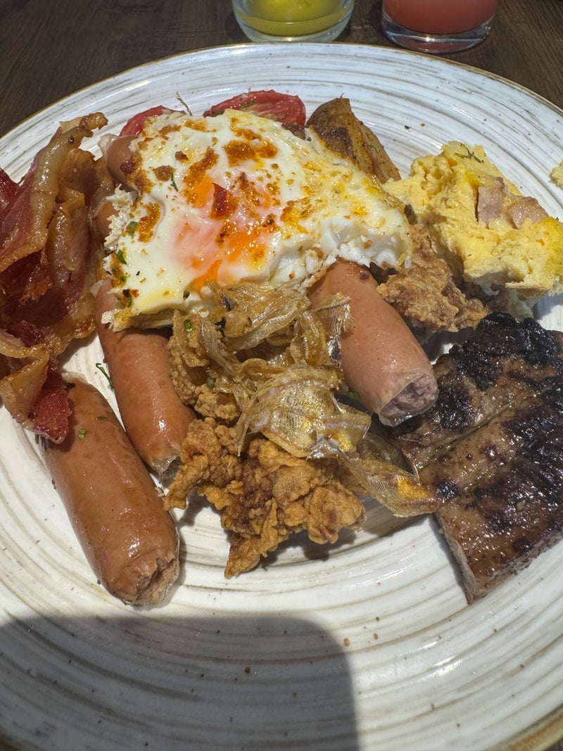 宿泊費に含まれている朝食ビュッフェの画像