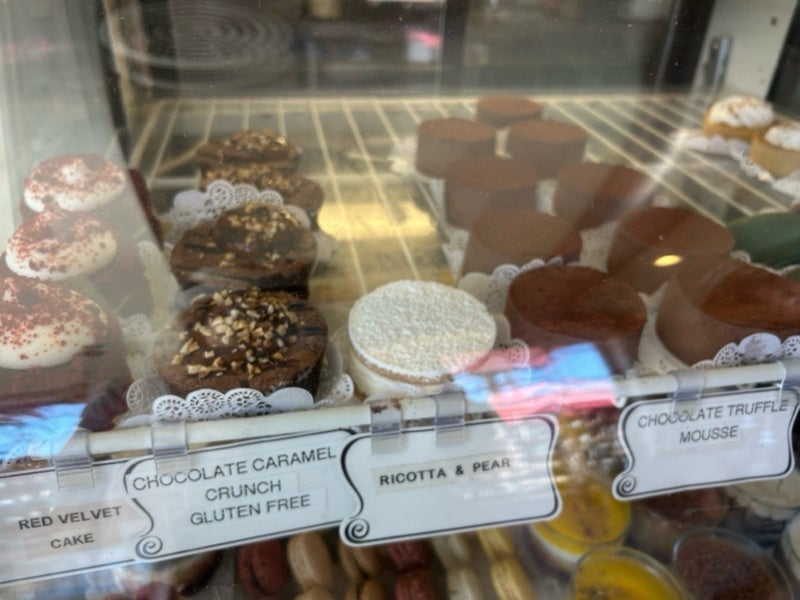 いつも結局選んでしまう梨のケーキの画像