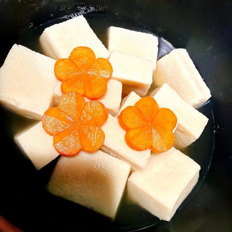 渡辺美奈代 夕食準備で高野豆腐煮の画像