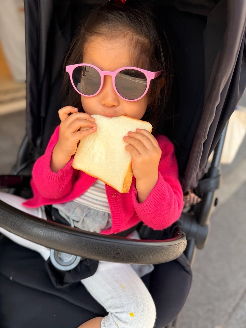 内山信二の妻 パン食べた後の寝落ちの画像