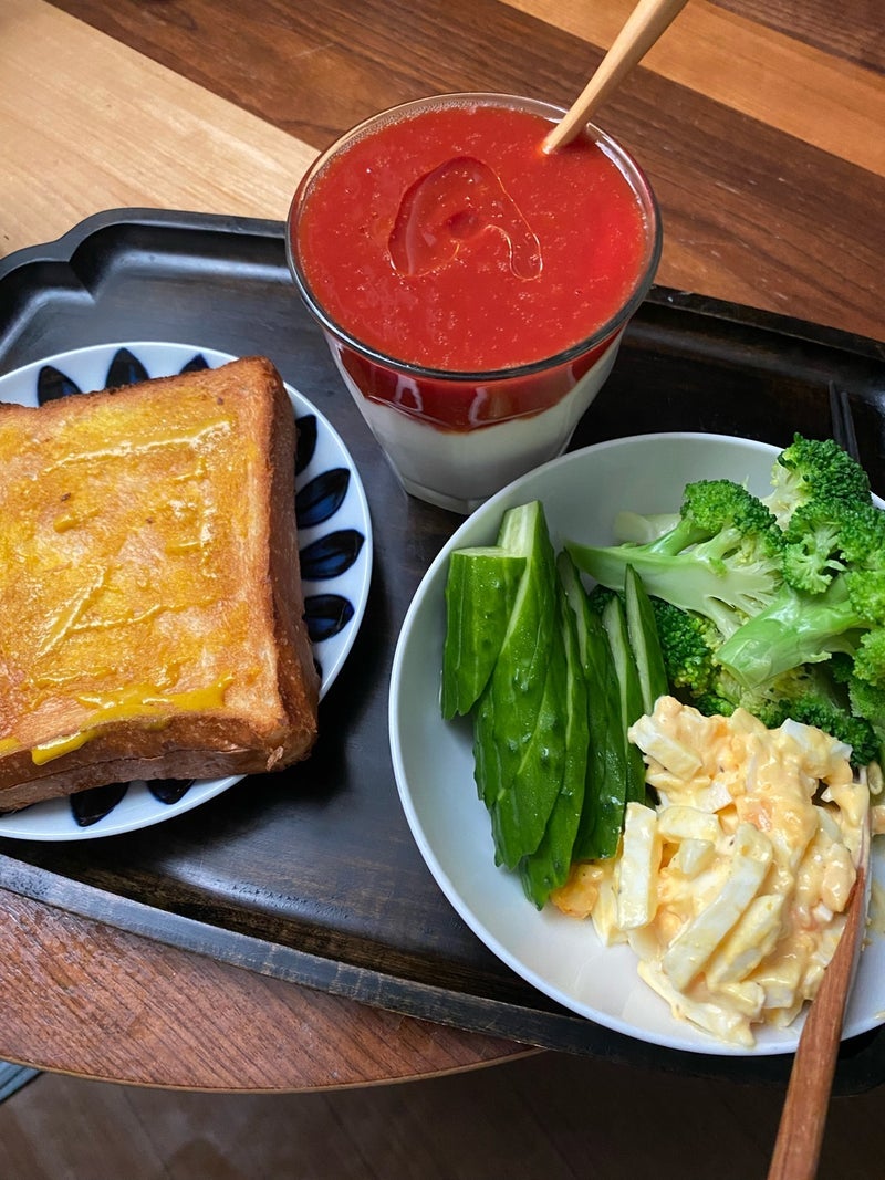 きゅうりパリパリのサンドイッチ朝ご飯の画像
