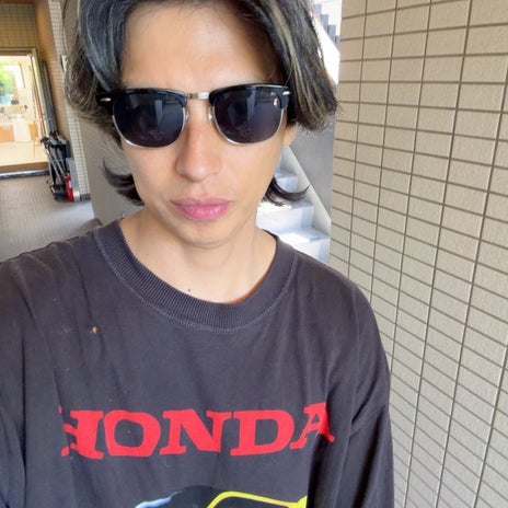 アレク 家族みんなで美容室の様子の画像