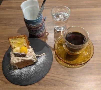 テレビで話題の四角いシュークリームの画像