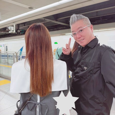 渡辺美奈代 夫と大阪へ出発前の画像
