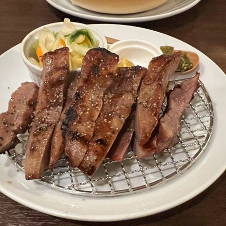 人生初お腹いっぱい食べた牛タンの画像