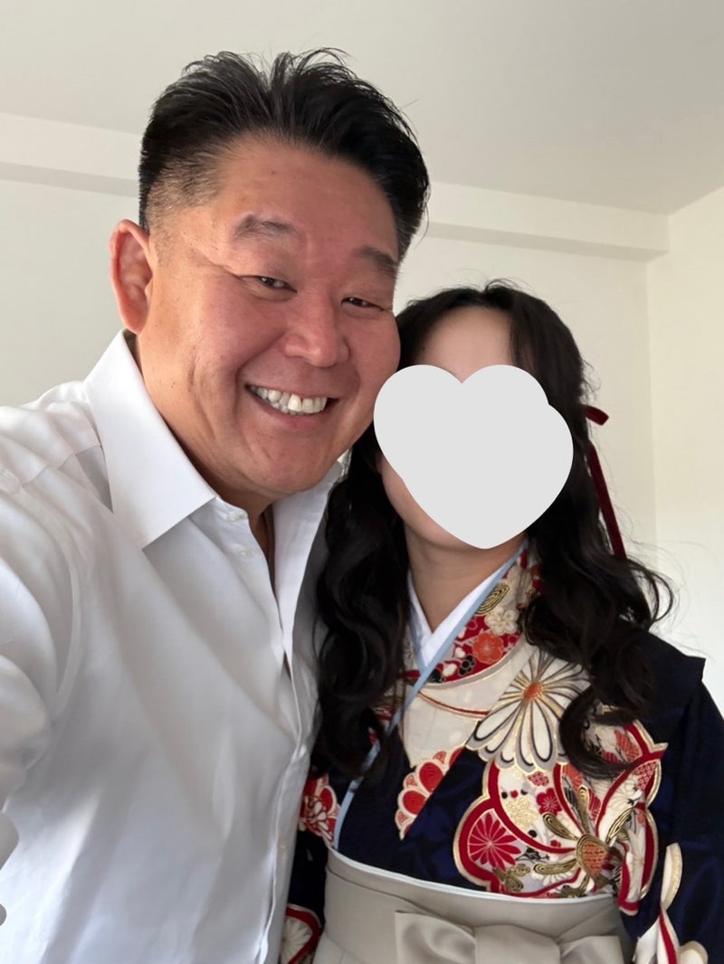 若乃花 出席する娘の袴卒業式の画像