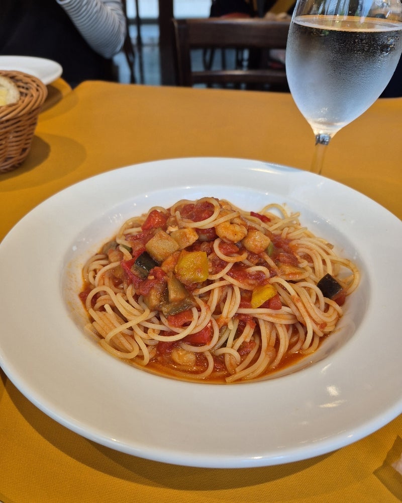 初めましての方と食べたパスタとケーキの画像