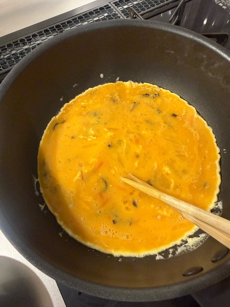 パパも帰宅してみんなで食べたご飯の画像