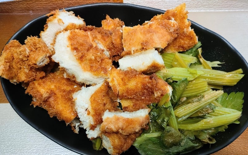 我が子を呼び捨てにする担任の先生の画像