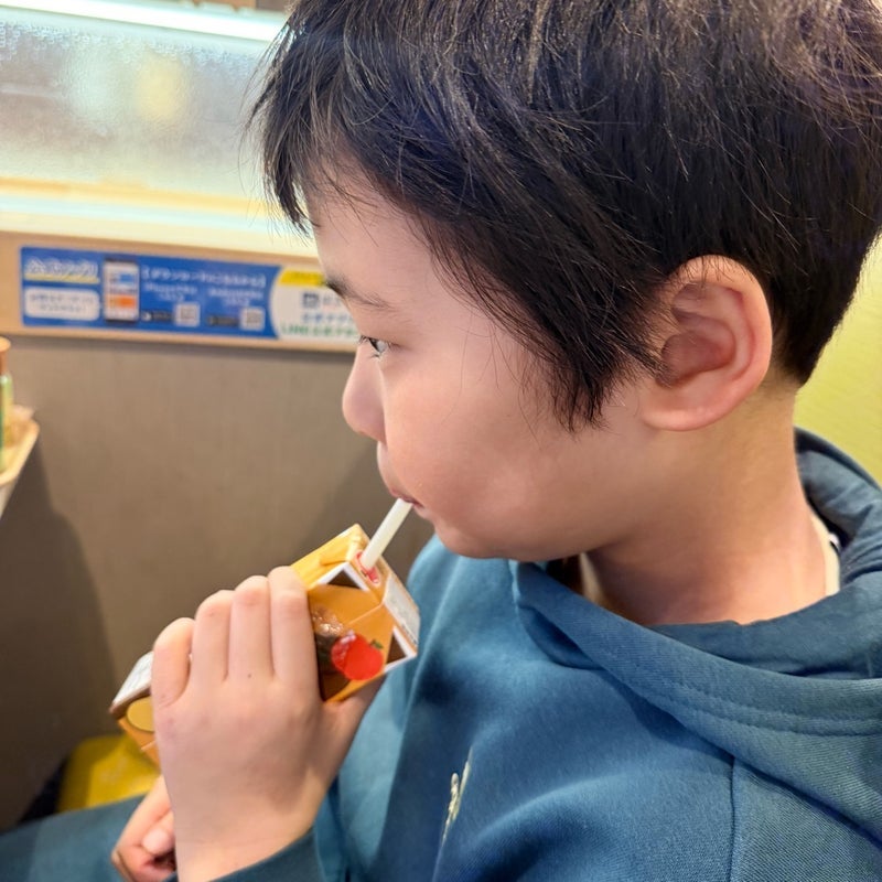 ケーキを食べずに頼んだ生クリームの画像