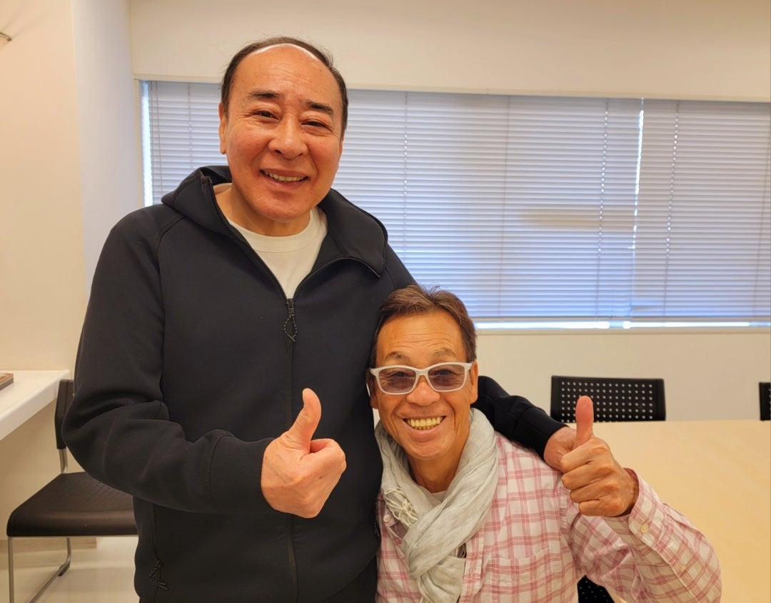 モト冬樹 清水アキラと2ショット