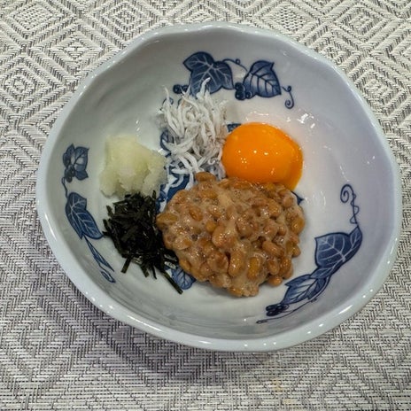 堀ちえみの夫 卵黄としらす入りの納豆の画像