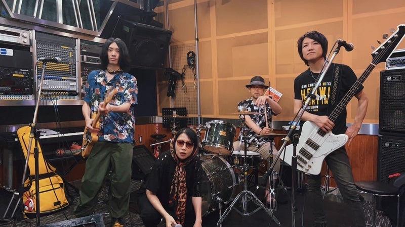 朝公開されるバンドのMVのお知らせの画像