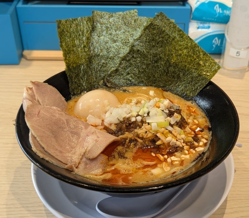 行きつけのラーメン屋の濃厚担担麺の画像