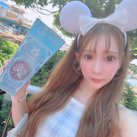 炎天下の行列で大活躍した日傘の画像