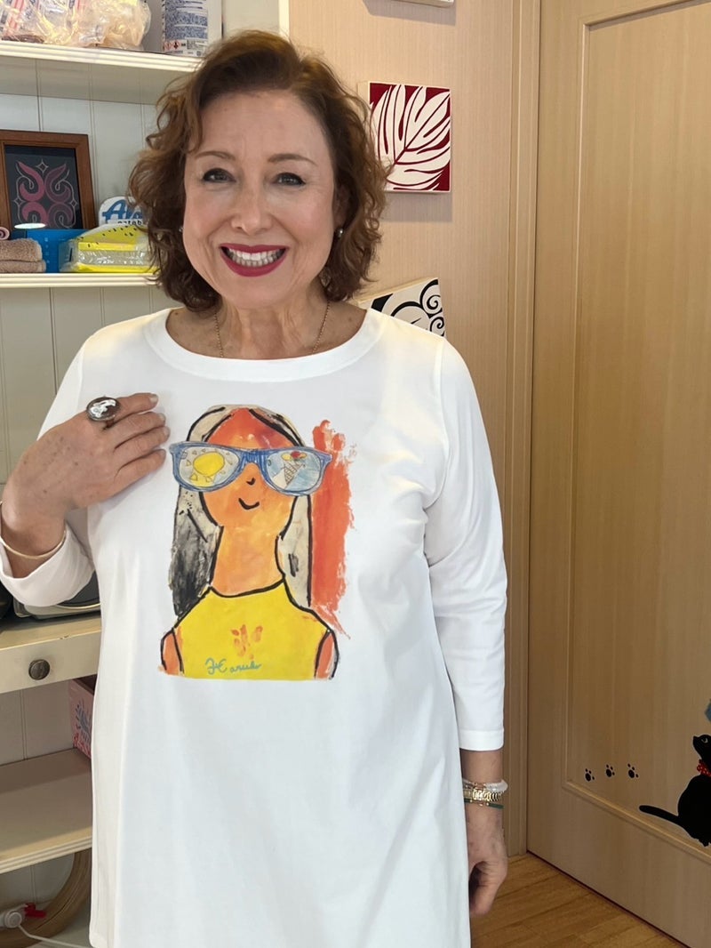 キャシー中島 生徒から誕生日祝いの画像