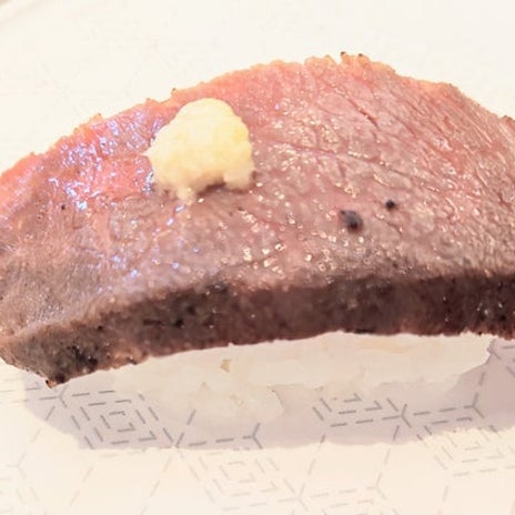 はま寿司で食べた和牛と限定品の画像