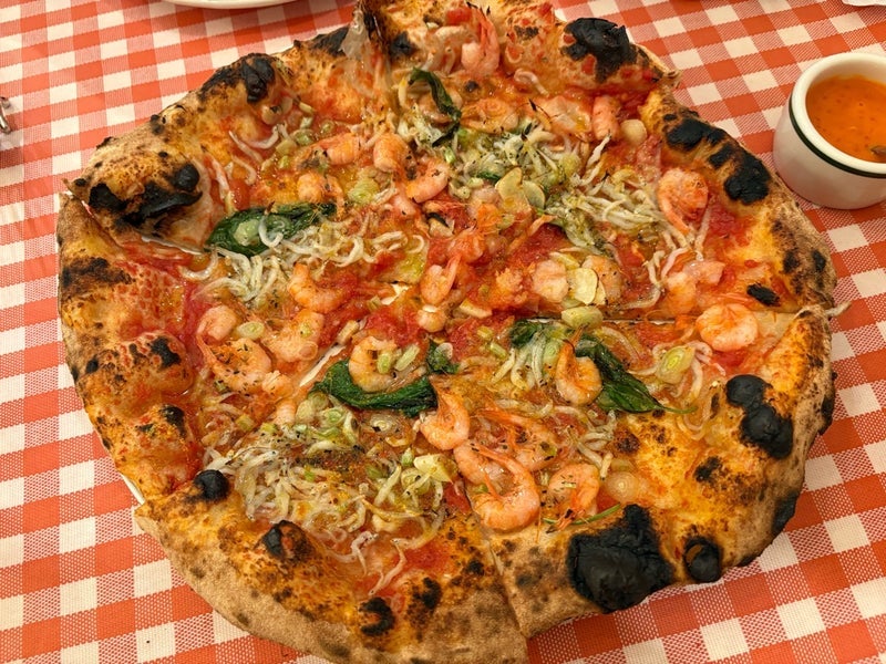 夫と食べた美味しすぎるピッツァの画像