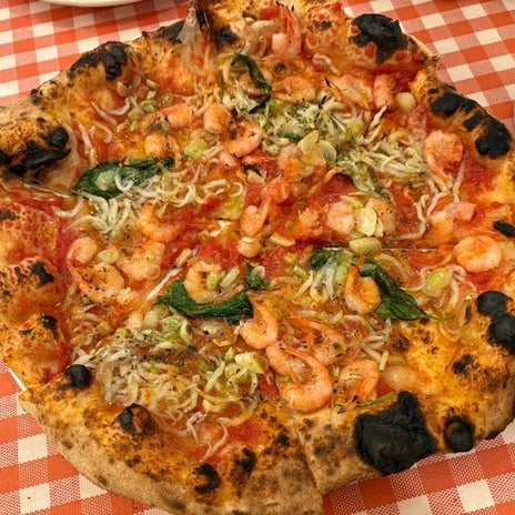 夫と食べた美味しすぎるピッツァの画像