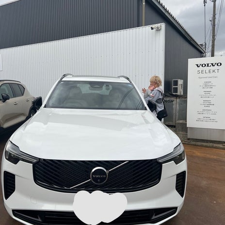 カッコいいけど高すぎて厳しい車の画像