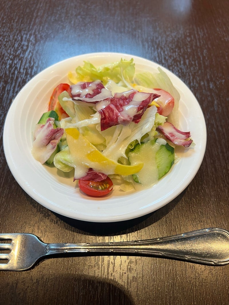 野菜もスープも全部美味しいステーキの画像