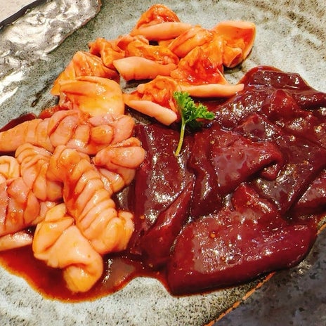 お友達と白米と一緒に食べたホルモンの画像