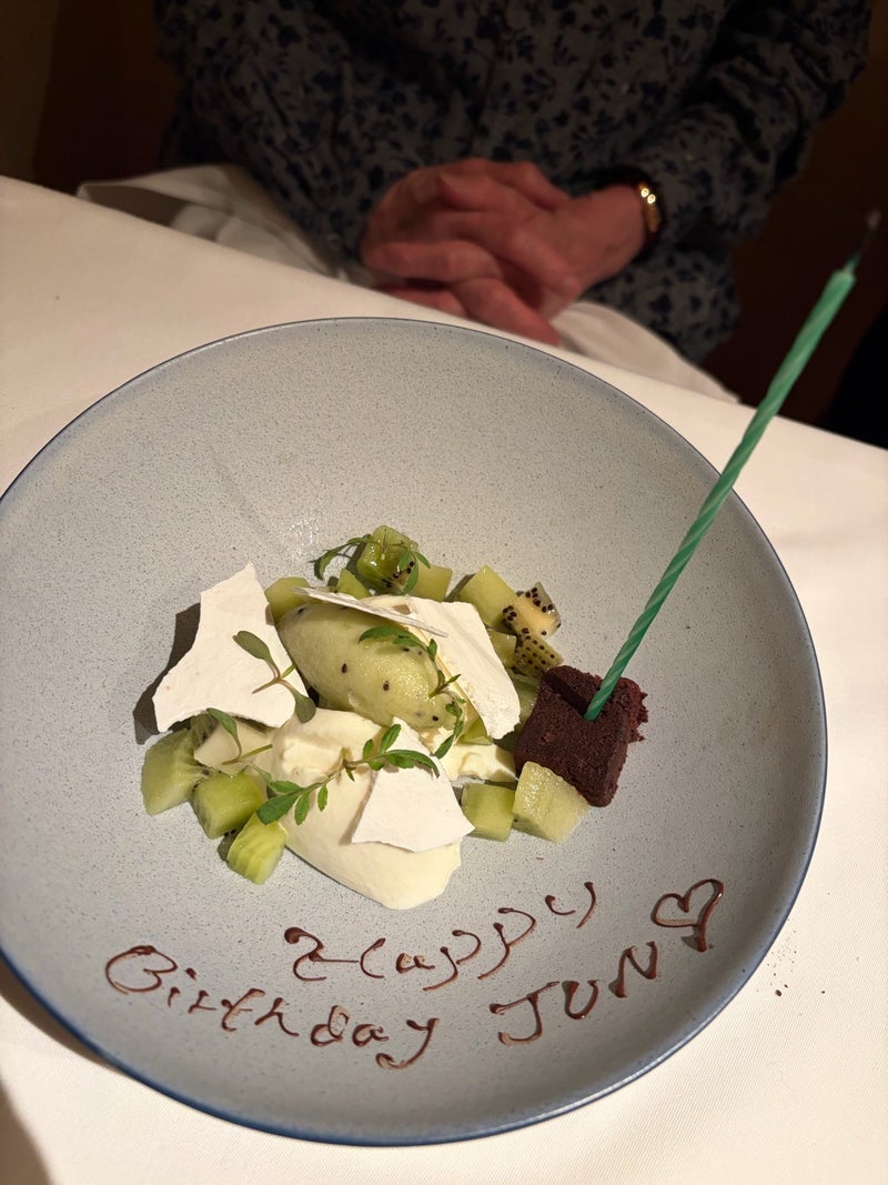 藤あや子 孫も一緒の友人誕生日会の画像