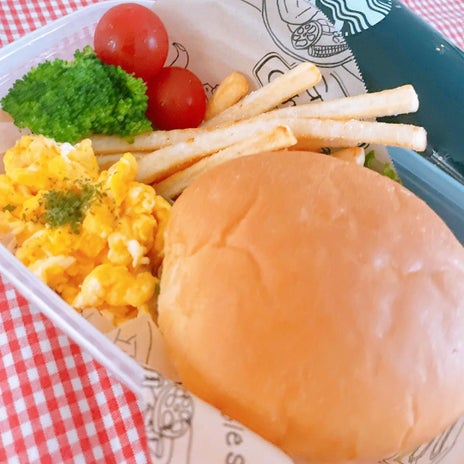 細川直美 ハンバーガーのお弁当の画像