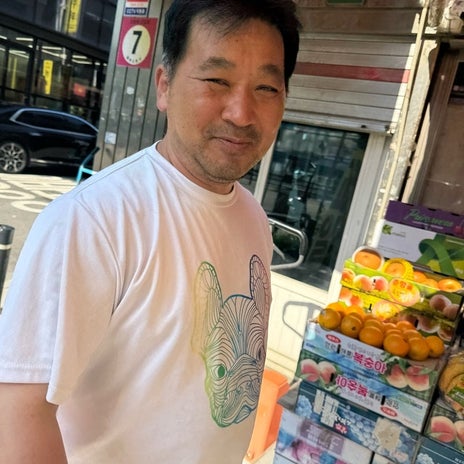 クロ 中部市場で人気のごま油を購入の画像
