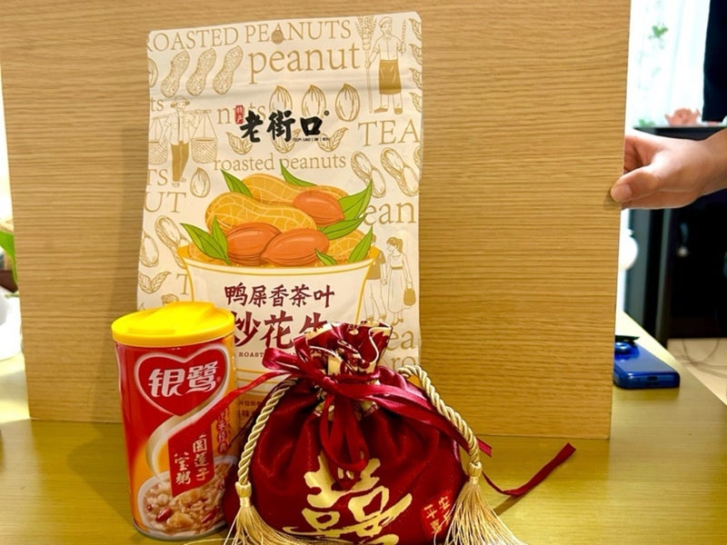 店長から頂いたお粥の缶詰めに驚きの画像
