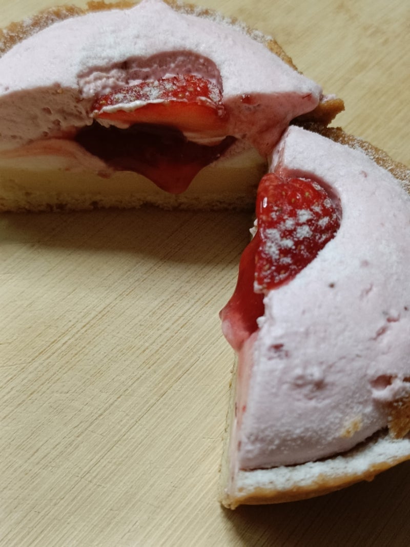 いちごジャムが美味しいコラボのタルトの画像