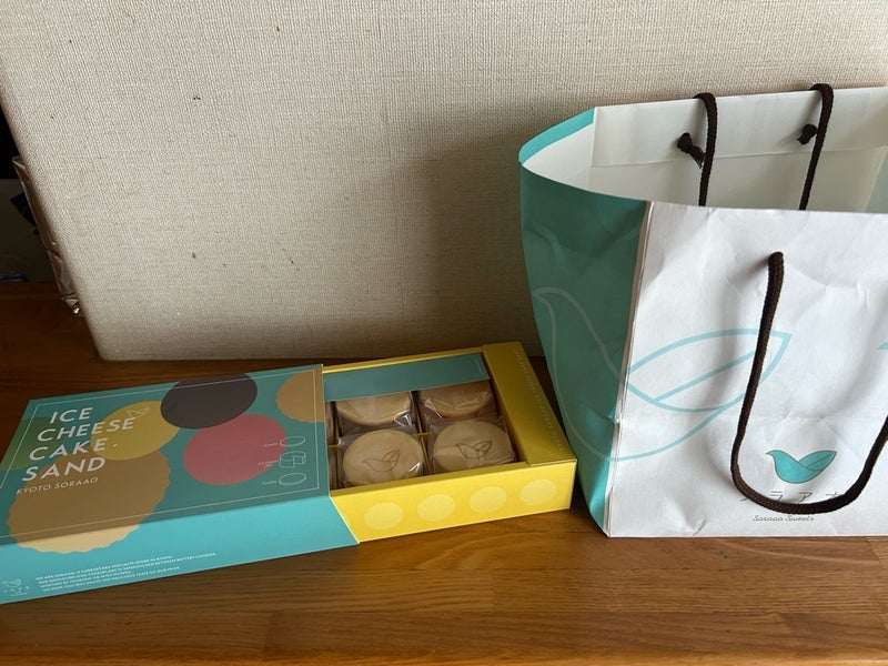 母親に渡したアイスチーズケーキの画像