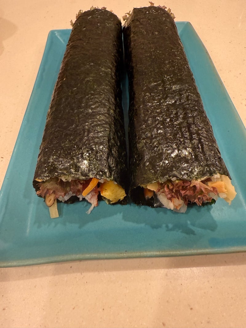 小川菜摘 無言で一本丸かじりの画像