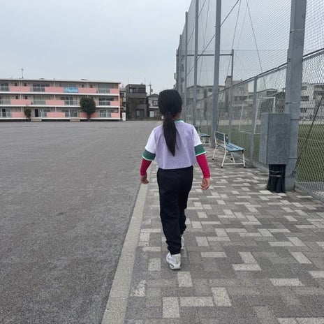 クロ 娘と確認した非常停止ボタンの画像