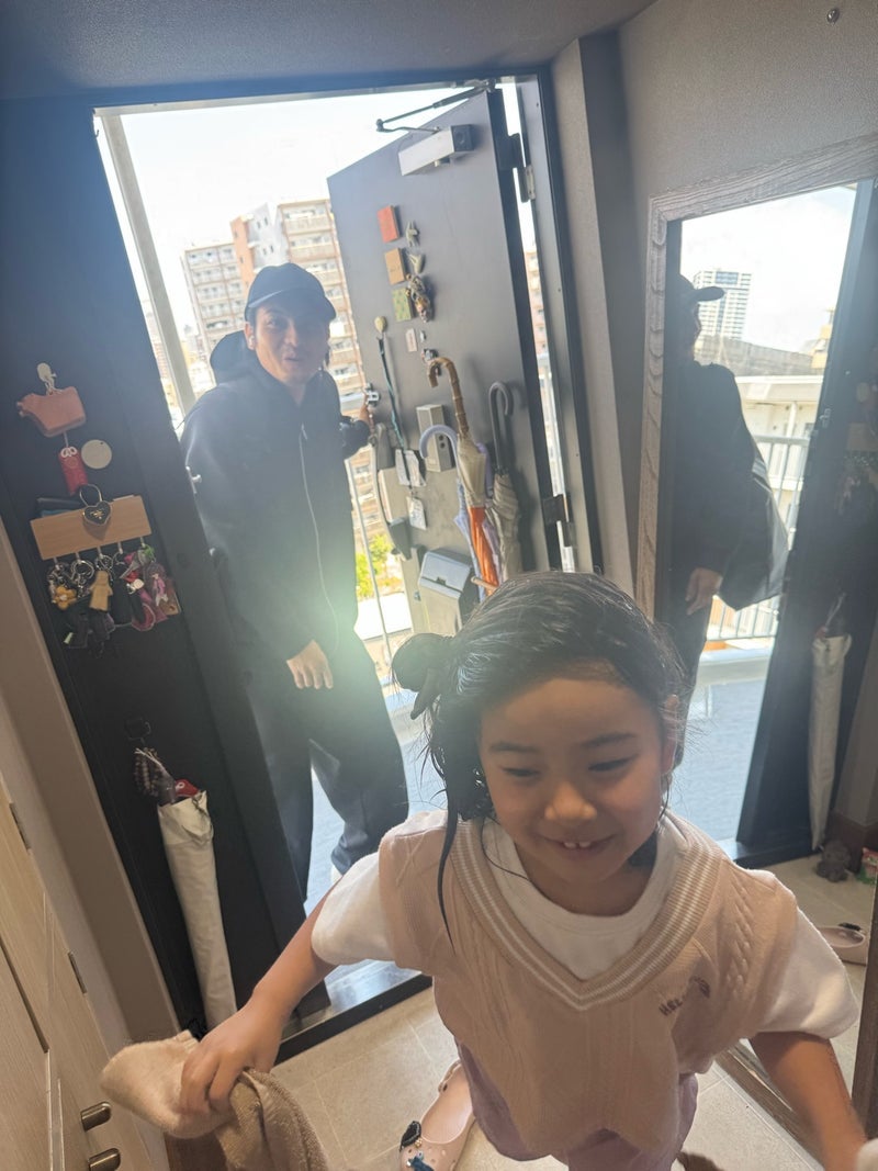 クロ 娘と彼氏と3人で過ごす幸せの画像