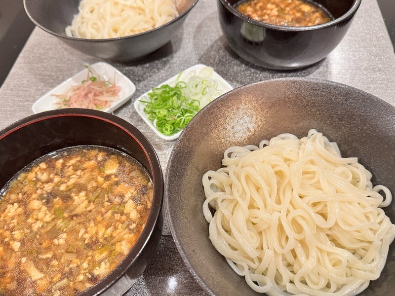 薬丸裕英 妻が作った具沢山うどんの画像