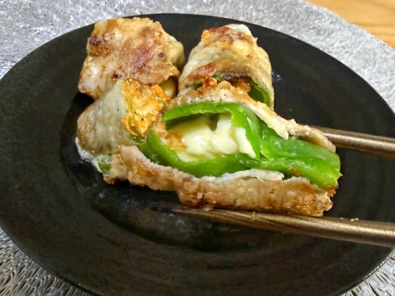 豚バラで巻くピーマンの輝く食べ方の画像